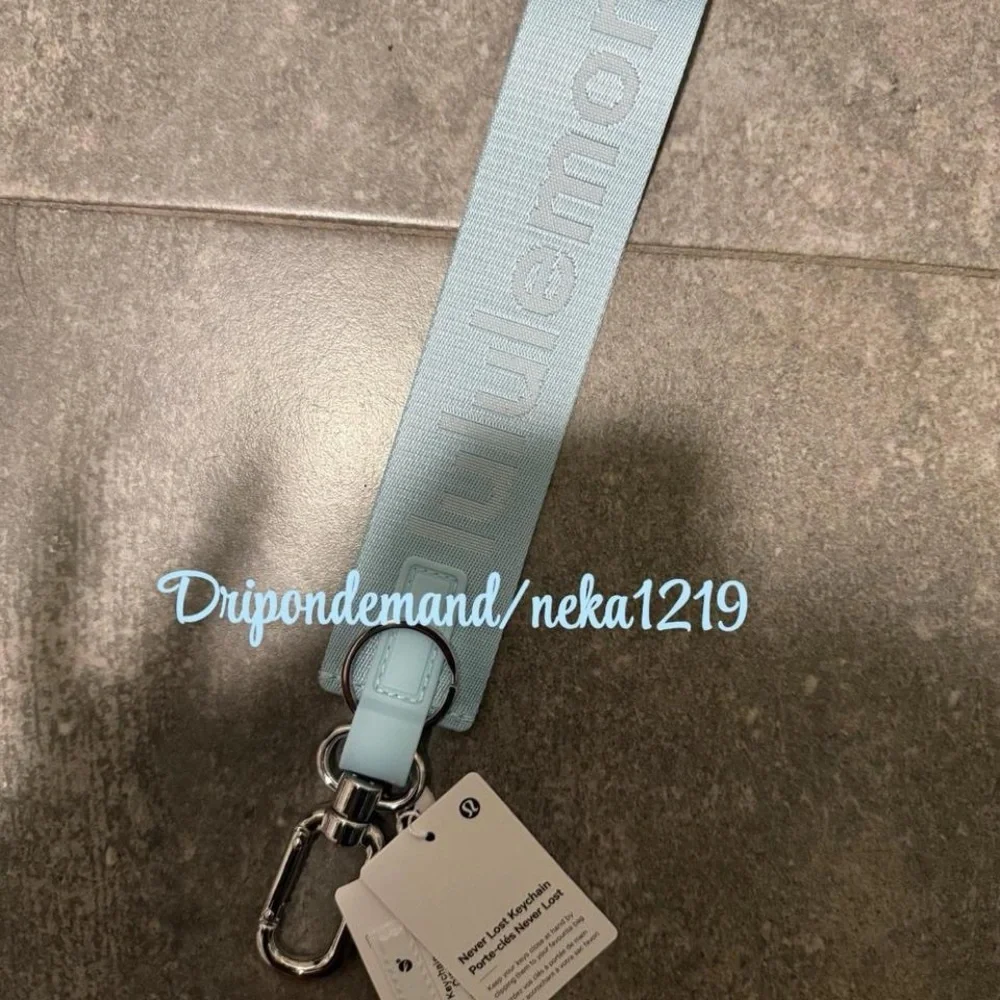 Lululemon Never Lost Keychain- Foam Cloud/Pink Pearl/Silver